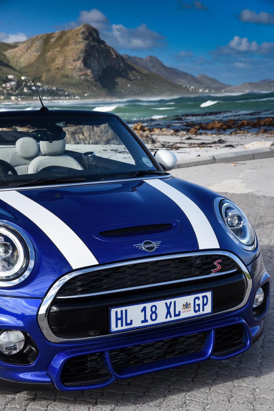 Детали экстерьера Mini Cooper S Cabrio (F57) 2018 года  (ZA) (фото 25 из 35)